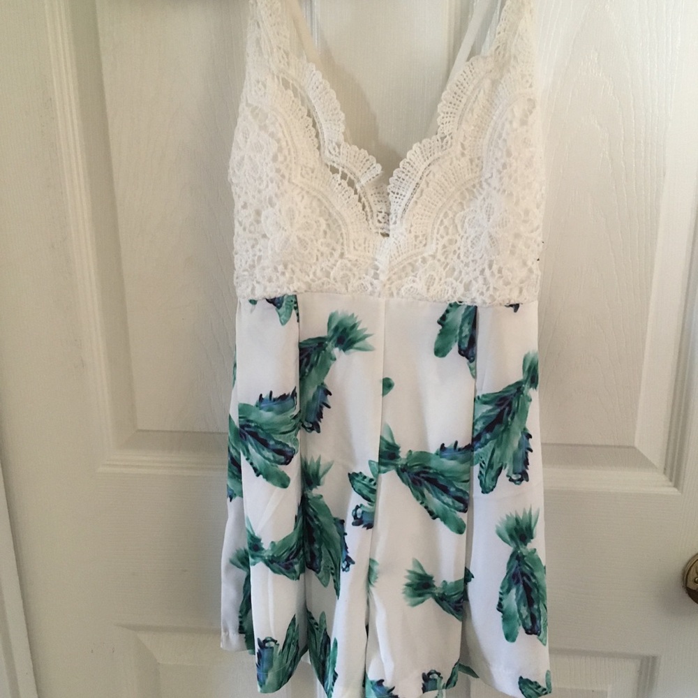 Tropical print lace romper